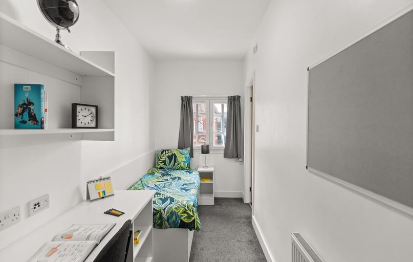 Newarke Street, City Centre, Leicester - Image 1