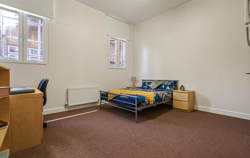 Guildhall Lane, Highfields, Leicester - Image 1