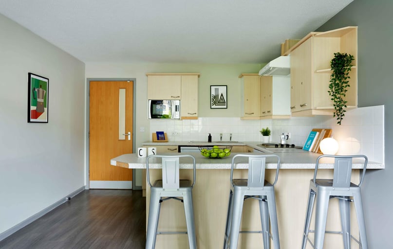 Standard En-suite, Firth Point, 100 Firth Street, City Centre, Huddersfield - Image 1