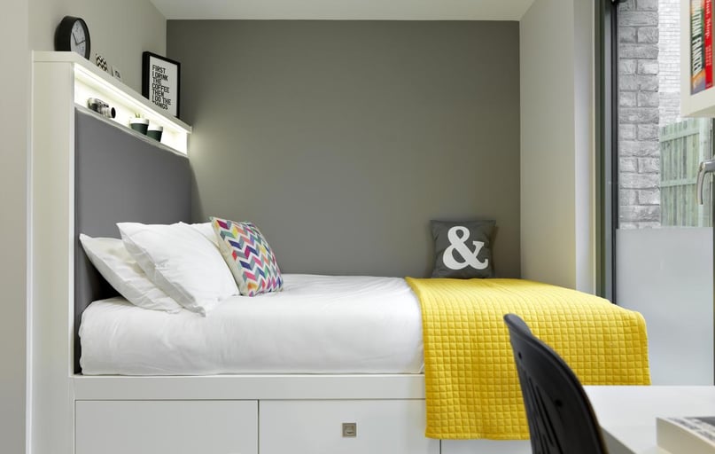 Barrie Studio, Student Castle, 199 Causewayside, City Centre, Edinburgh - Image 1