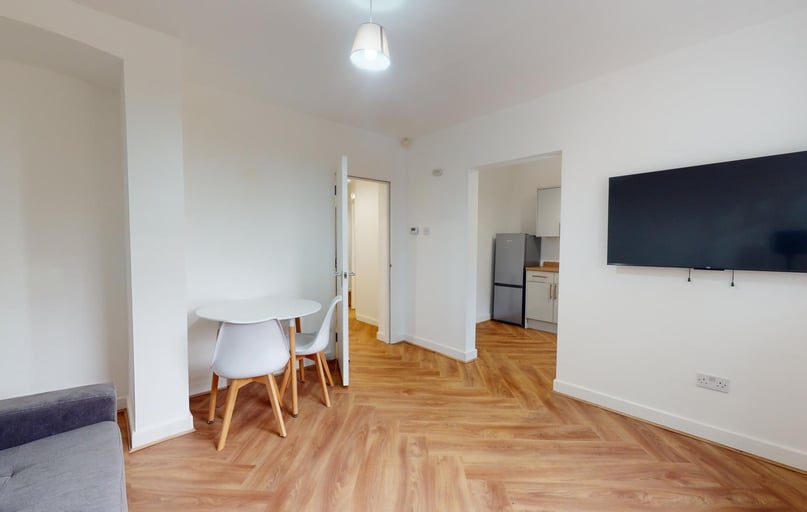 Cardigan Road, Headingley, Leeds - Image 1