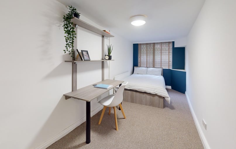 St Michaels Crescent, Headingley, Leeds - Image 1