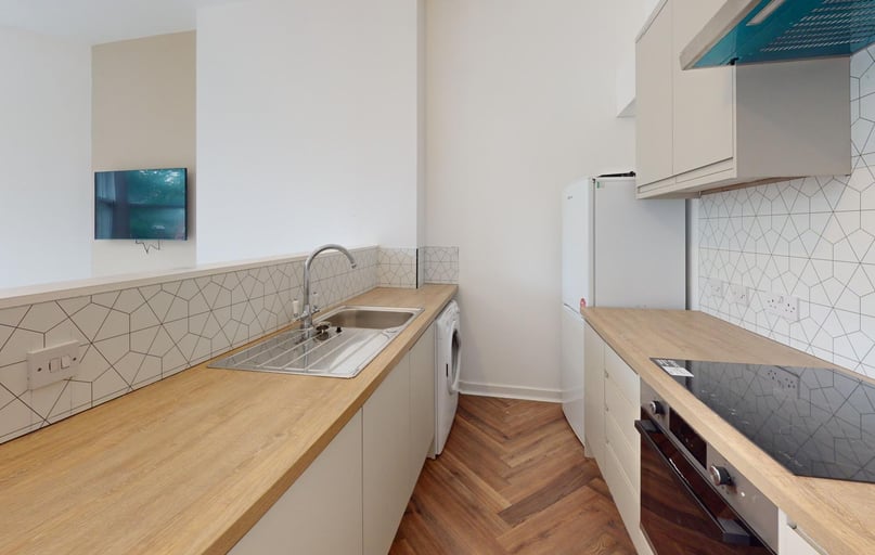 Hyde Terrace, Woodhouse, Leeds - Image 1