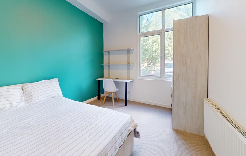 Moorland Avenue, Hyde Park, Leeds - Image 1