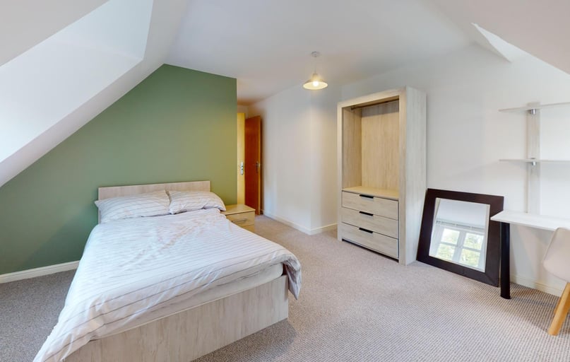 The Grange, Headingley, Leeds - Image 1