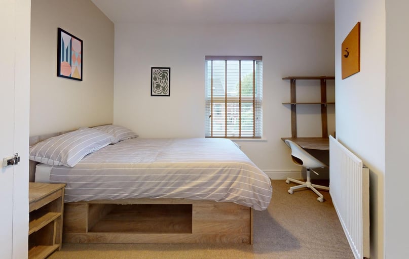 Osborne Street, Bobbers Mill, Nottingham - Image 1