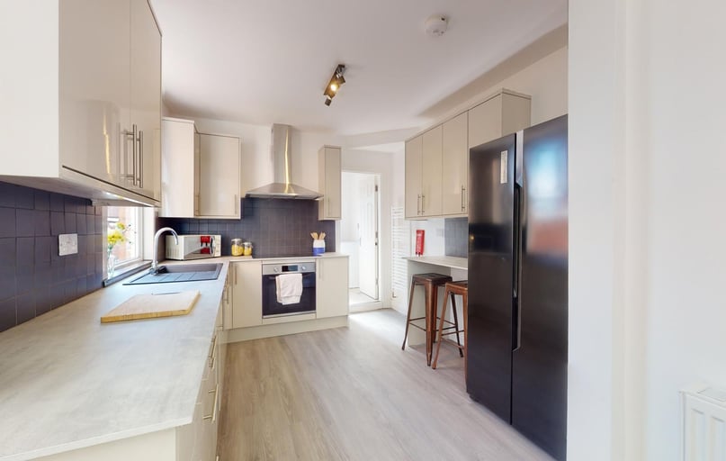 Forest Road, City Centre, Loughborough - Image 1