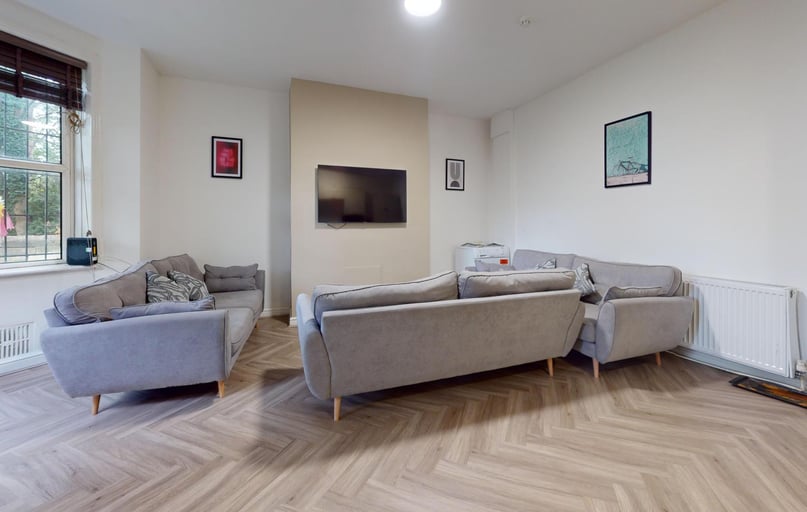 Moorland Avenue, Hyde Park, Leeds - Image 1