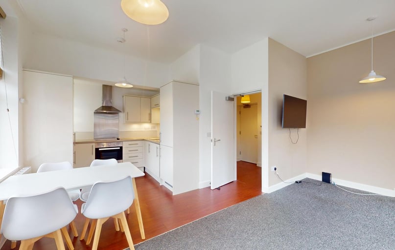 Regent Park Avenue, Rampart Road, Leeds - Image 1