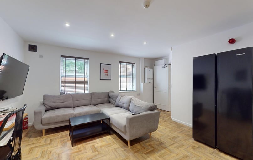 Lenton Boulevard, Lenton, Nottingham - Image 1