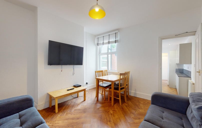Rosebery Street, City Centre, Loughborough - Image 1