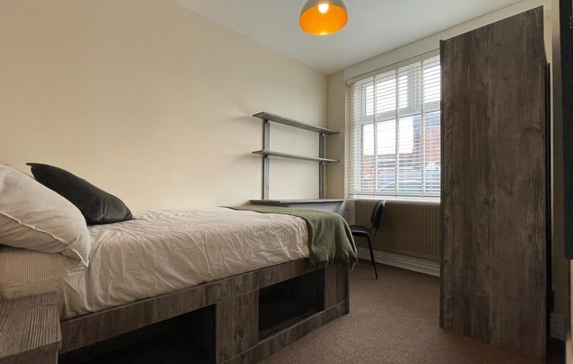 Rosebery Street, City Centre, Loughborough - Image 1