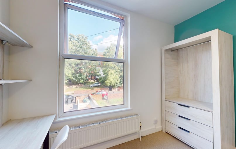 Moorland Avenue, Hyde Park, Leeds - Image 1