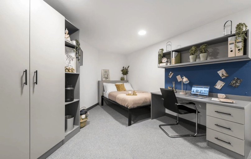 Bronze Studio, Compass, 1 Vauxhall Road, Selly Oak, Birmingham - Image 1