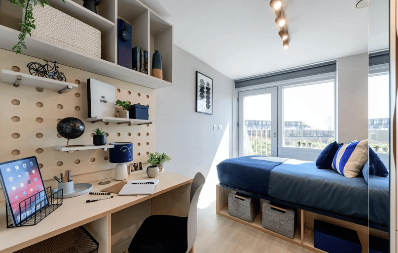 10 Bed Premium En Suite, Wick Park, 1 Stour Road, Hackney Wick, London - Image 1