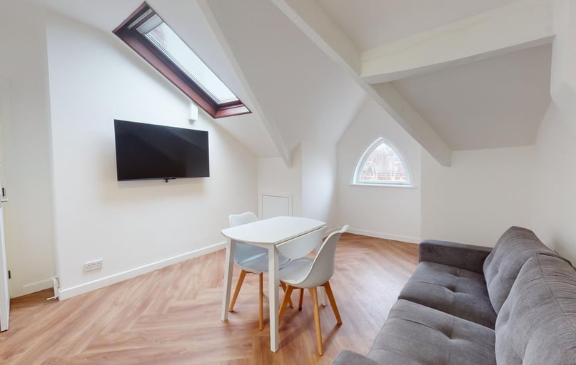 Victoria Terrace, Woodhouse, Leeds - Image 1