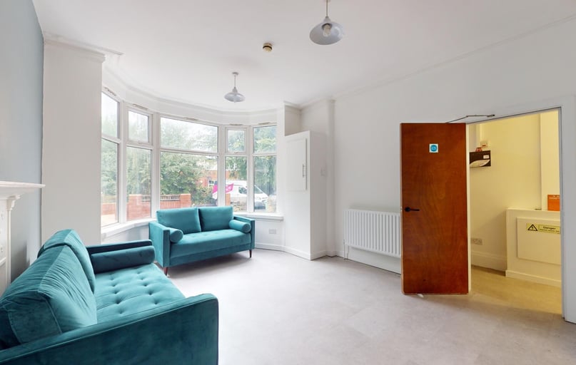 St Michaels Crescent, Headingley, Leeds - Image 1