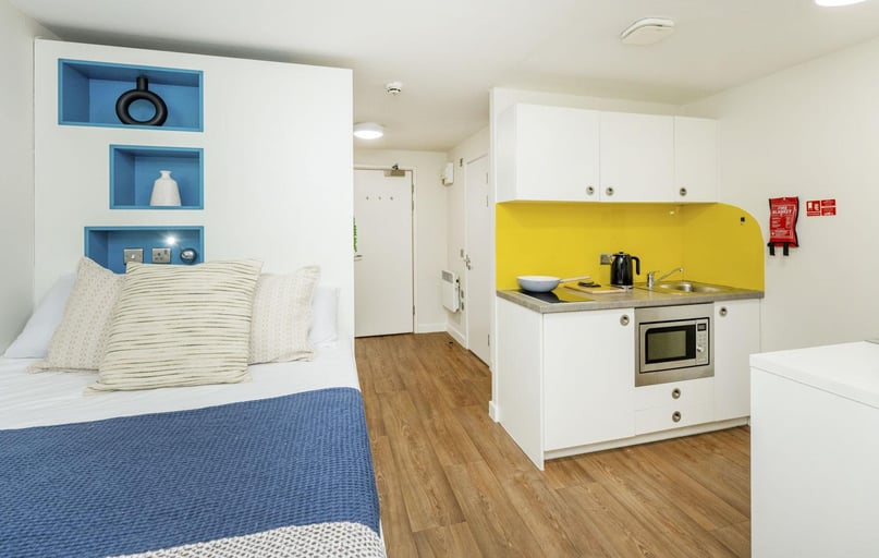 Small Studio, The Glassworks, 2 Coquet Street, Northumbria University, Newcastle - Image 1