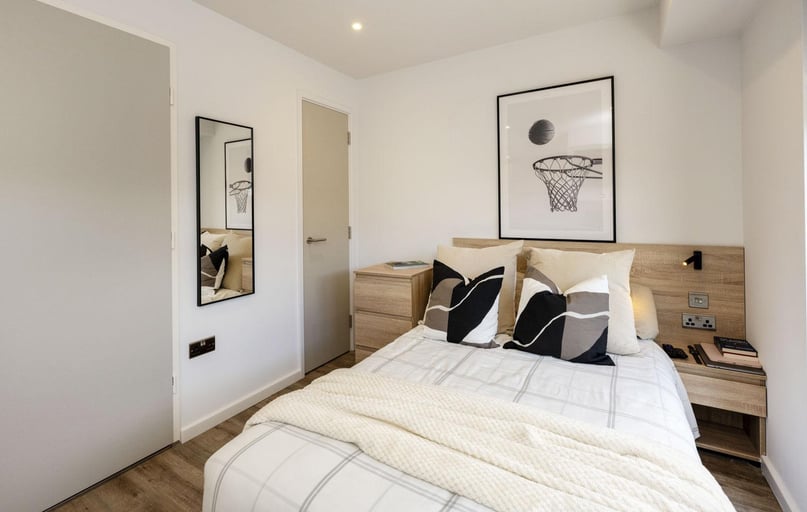 Premium Terrace Studio, The Fabric Works, 4 Leylands Road, Hyde Park, Leeds - Image 1