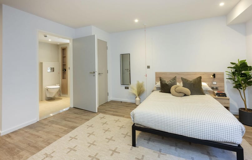 Superior Adaptable Studio Floors 1-5, The Fabric Works, 4 Leylands Road, Hyde Park, Leeds - Image 1