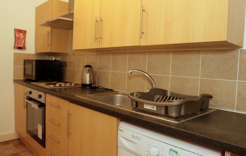 Queens Road, Clarendon Park, Leicester - Image 1
