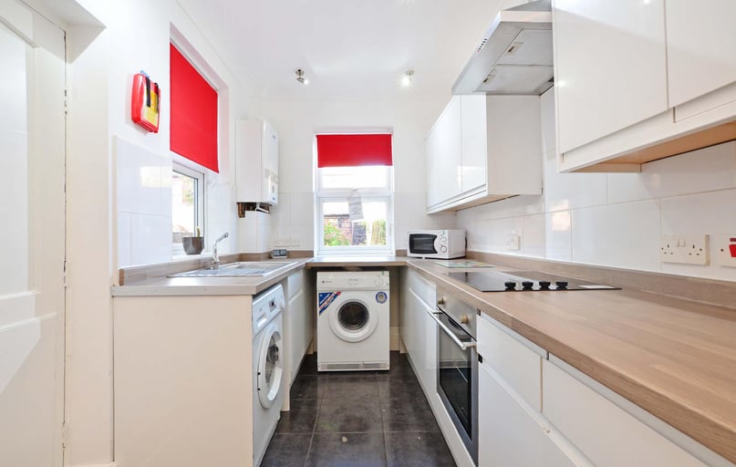 Queens Road, Heeley, Sheffield - Image 1