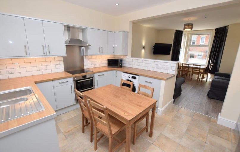 Rothesay Avenue, Radford, Nottingham - Image 1