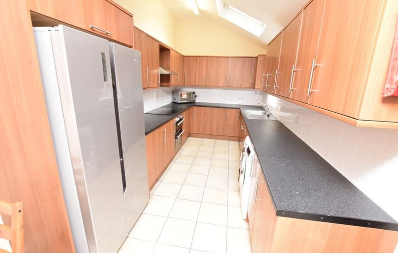 Teversal Avenue, Radford, Nottingham - Image 1