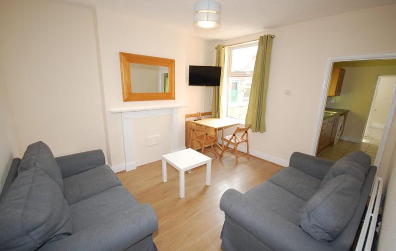 Bute Avenue, Radford, Nottingham - Image 1