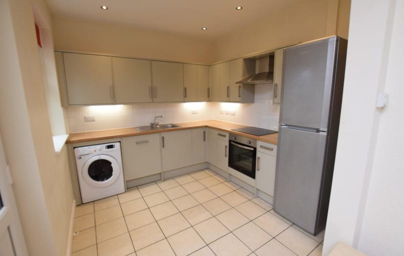 Elmsthorpe Avenue, Lenton, Nottingham - Image 1