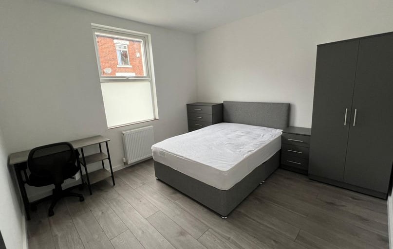 Cream Street, Heeley, Sheffield - Image 1