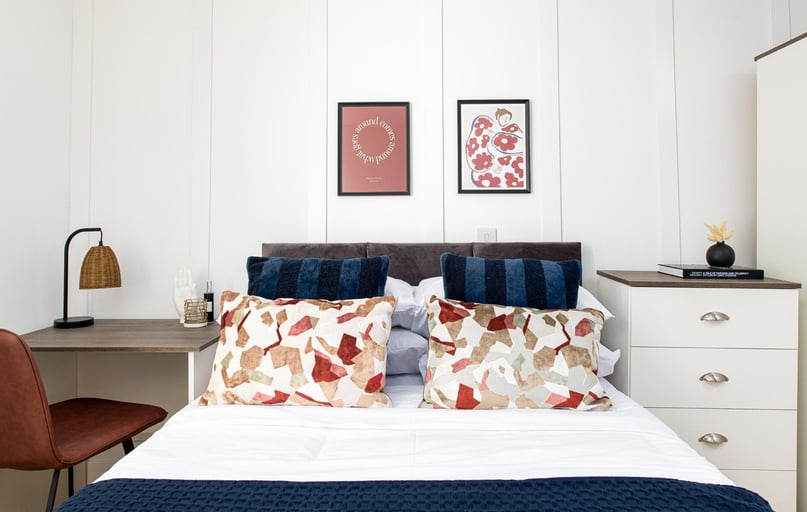 East Street, Bedminster, Bristol - Image 1