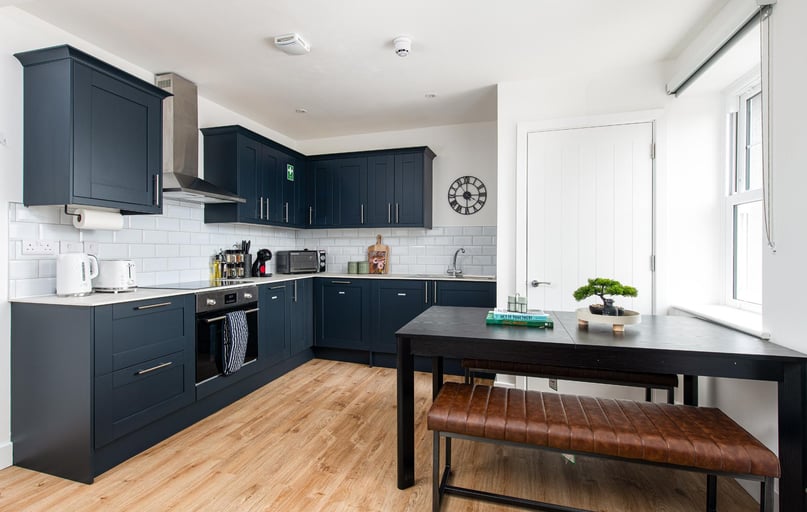 East Street, Bedminster, Bristol - Image 1