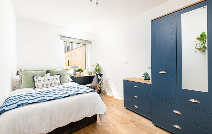 West Street, Bedminster, Bristol - Image 1