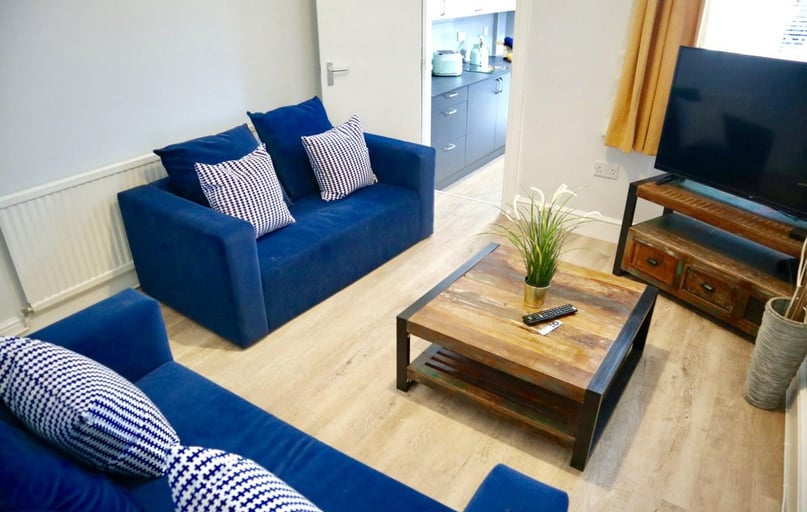 Broad Street, City Centre, Loughborough - Image 1