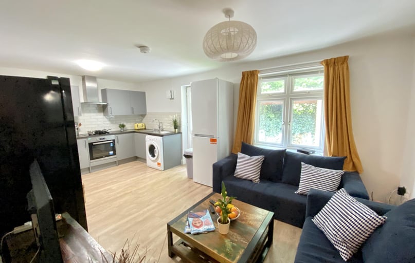 Radmoor Road, City Centre, Loughborough - Image 1