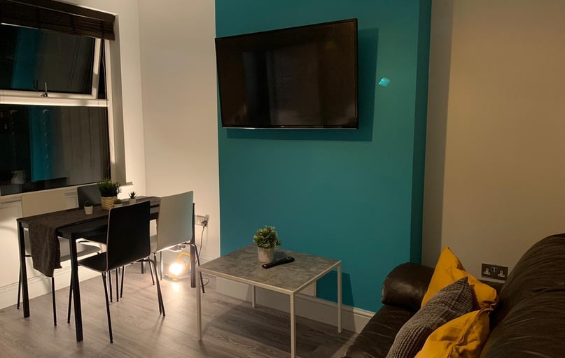 South View Road, Highfield, Sheffield - Image 1