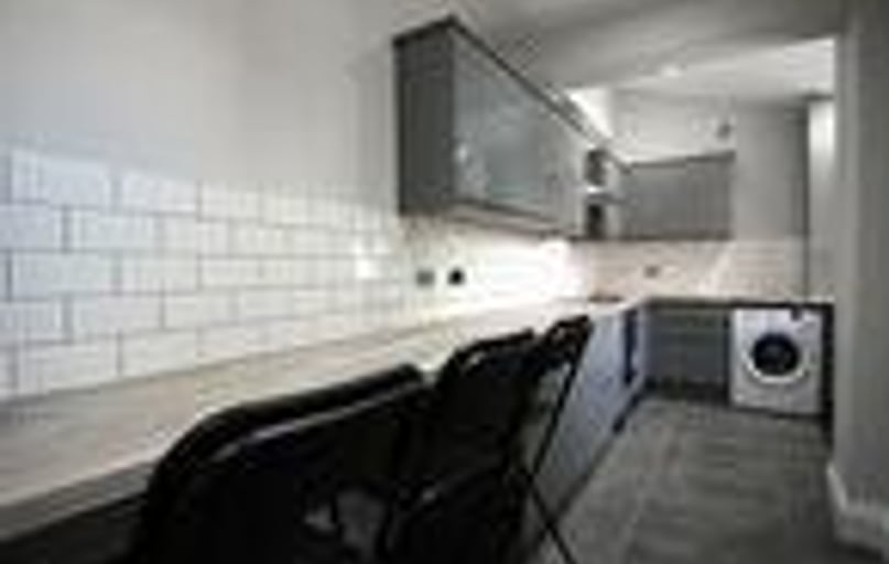 Queens Road, Heeley, Sheffield - Image 1