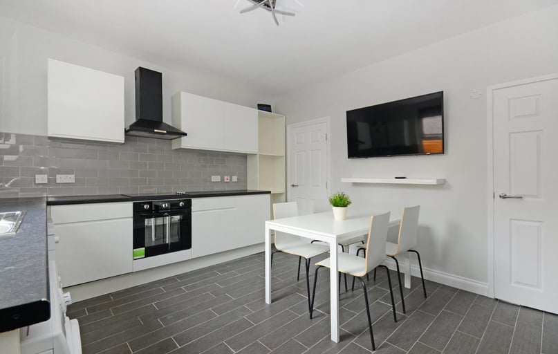 Alderson Road, Heeley, Sheffield - Image 1