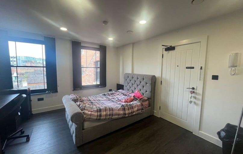 Market Street, City Centre, Nottingham - Image 1