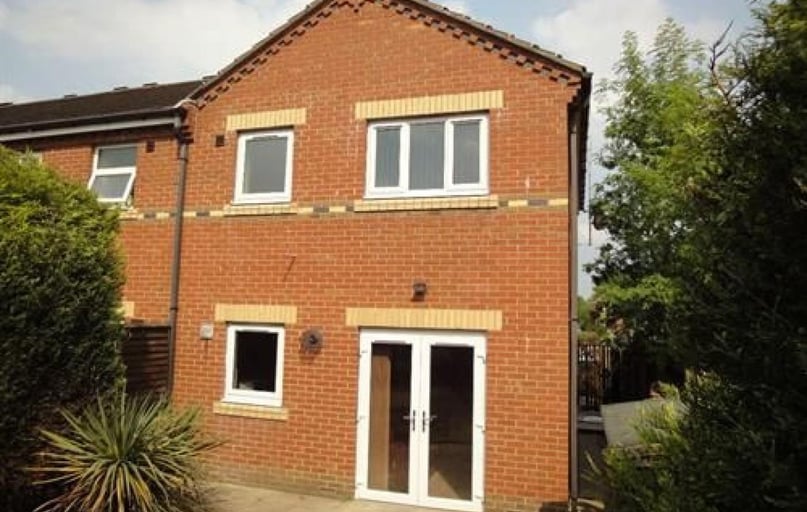 Headford Gardens, Devonshire Green, Sheffield - Image 1