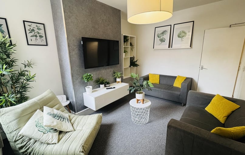 Vernon Road, Newton, Chester - Image 1