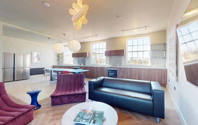 Wards End, City Centre, Loughborough - Image 1