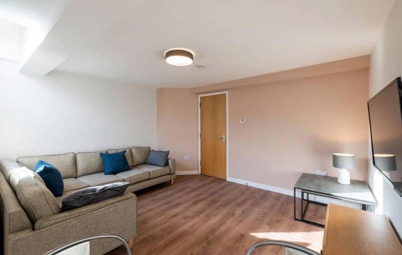 Eighth Avenue, Heaton, Newcastle - Image 1