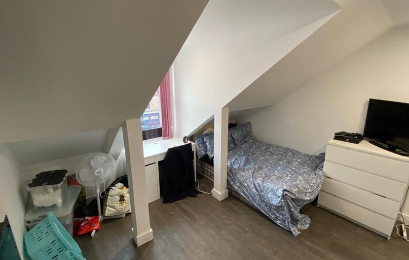 5, Ecclesall, Sheffield - Image 1