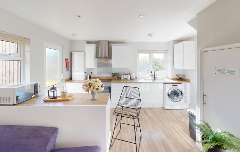 Garrick Road, Twerton, Bath - Image 1