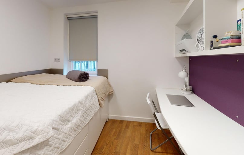 Pipe Lane, City Centre, Bristol - Image 1