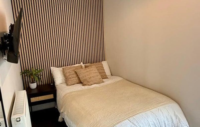 Hotwell Road, Southville, Bristol - Image 1