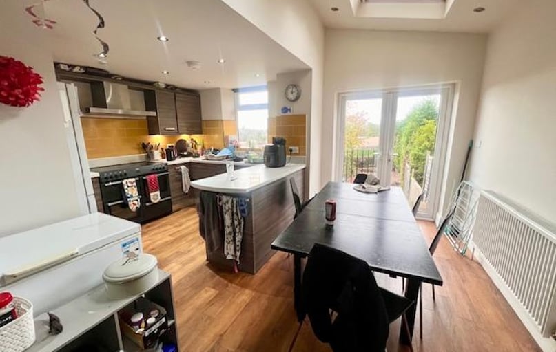 School Road, St Vincents Quarter, Sheffield - Image 1