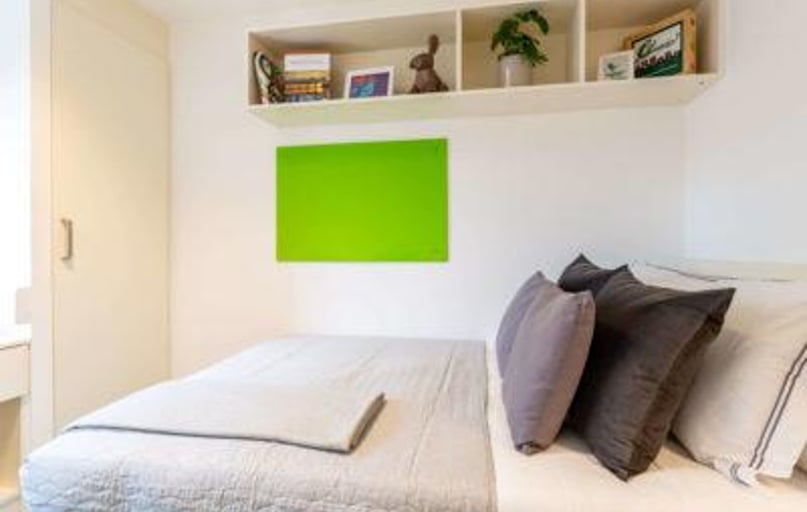 Premium Ensuite, Harbour Court, Anchor Road, City Centre, Bristol - Image 1